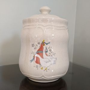International China Marmalade Goose Pear Canister